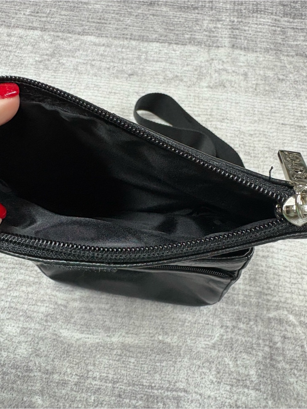Maxx New York Black Convertible Bag Fannie Pack - Picture 6 of 14